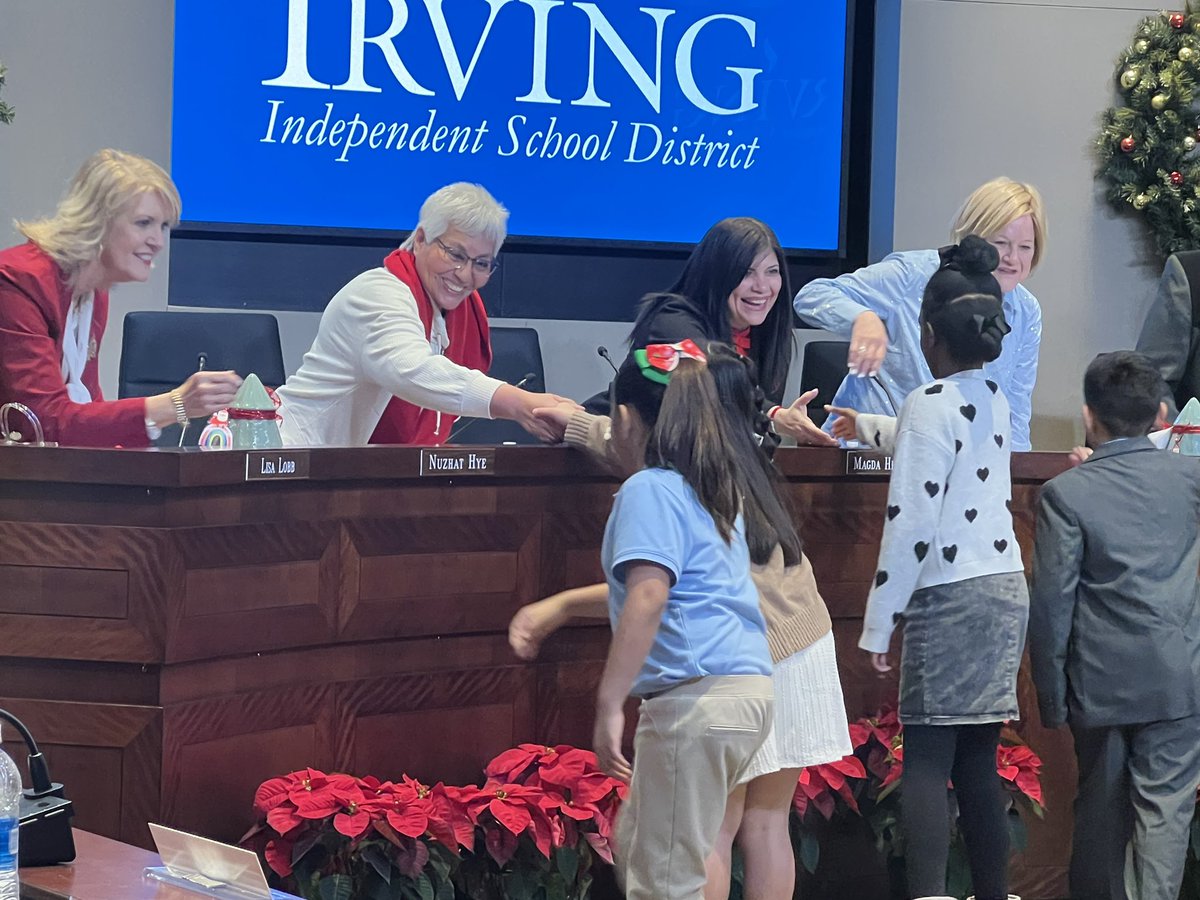 Thank you to these awesome <a href="/tjleelions/">TJ Lee Lions</a> for leading the pledges at tonight's school board meeting! 🇺🇸