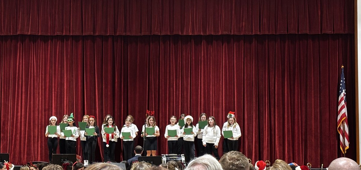 Enjoyed the Lincroft Elementary school chorus and band performance tonight! 🎼 <a href="/MTPSpride/">Middletown Township Public Schools</a> <a href="/Lincroft_PTA/">Lincroft School PTA</a>
