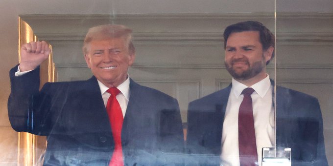 Sarah1Pulver's tweet photo. President-elect Donald Trump said he'd fire federal workers who won't return to the office and also challenge in court a Biden-era deal on the issue. https://t.co/ihU8W50vKE