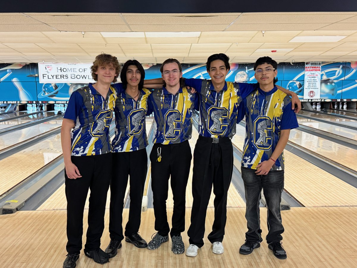 SteelmenBowling's tweet photo. Joliet Central defeated PNHS 3133 to 2800. The Steelmen were led by Senior Ethen Van Ness with his 265 game 3 and 696 series. Both of those personal bests. Another Senior also went crazy on senior night with a 226-204-222 and 652 series. Garrett Johnson had a 234 game 2. https://t.co/roCGmj37tG