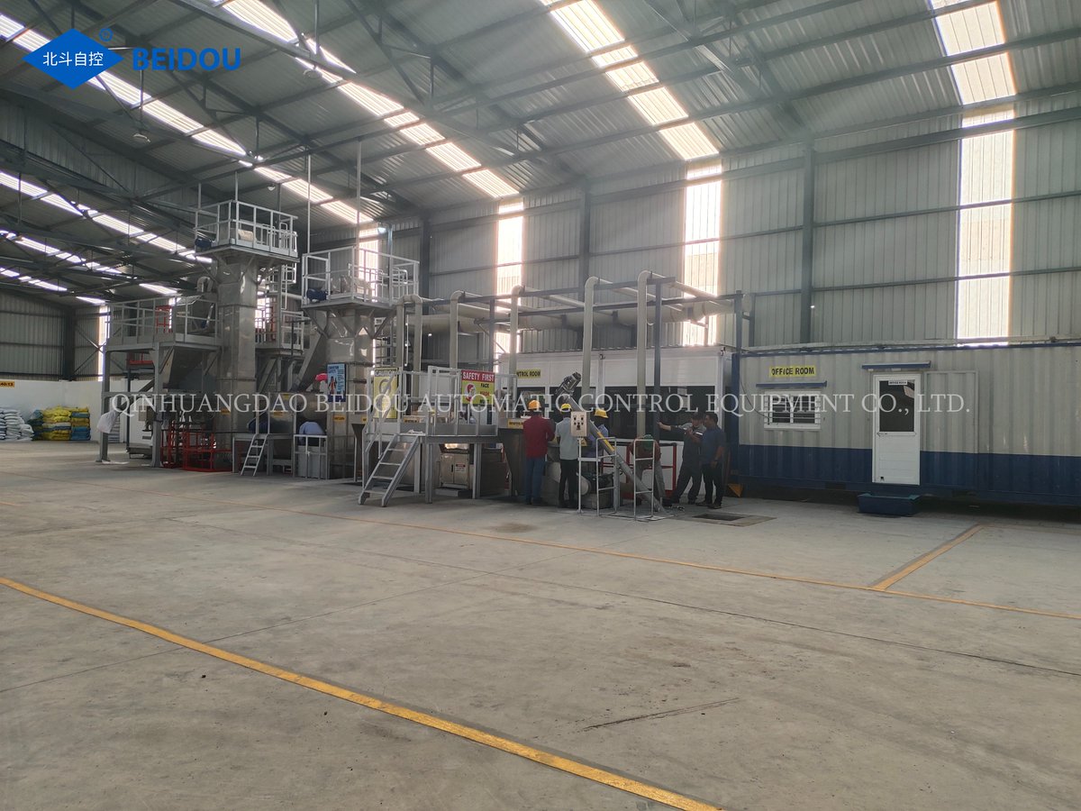 martinma0716's tweet image. #FertilizerMachine for precise NPK blending enhances crop productivity. Our #NPKFertilizerBlendingMachine is perfect for #agriculture, providing high-efficiency and reliable performance. Contact us: martin@beidouace.com. #FertilizerEquipment