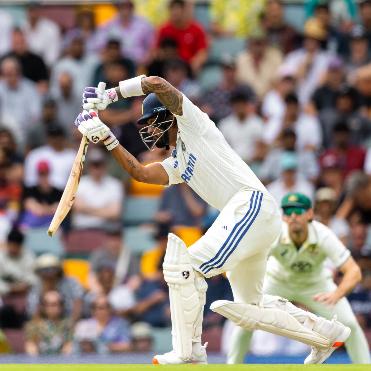 ChennaiIPL's tweet photo. The Lone '𝘒𝘓𝘢𝘴𝘴' Act! ✨💪🏻

#WhistlePodu #AUSvIND 
📸 : BCCI https://t.co/6MpqGEp1qe
