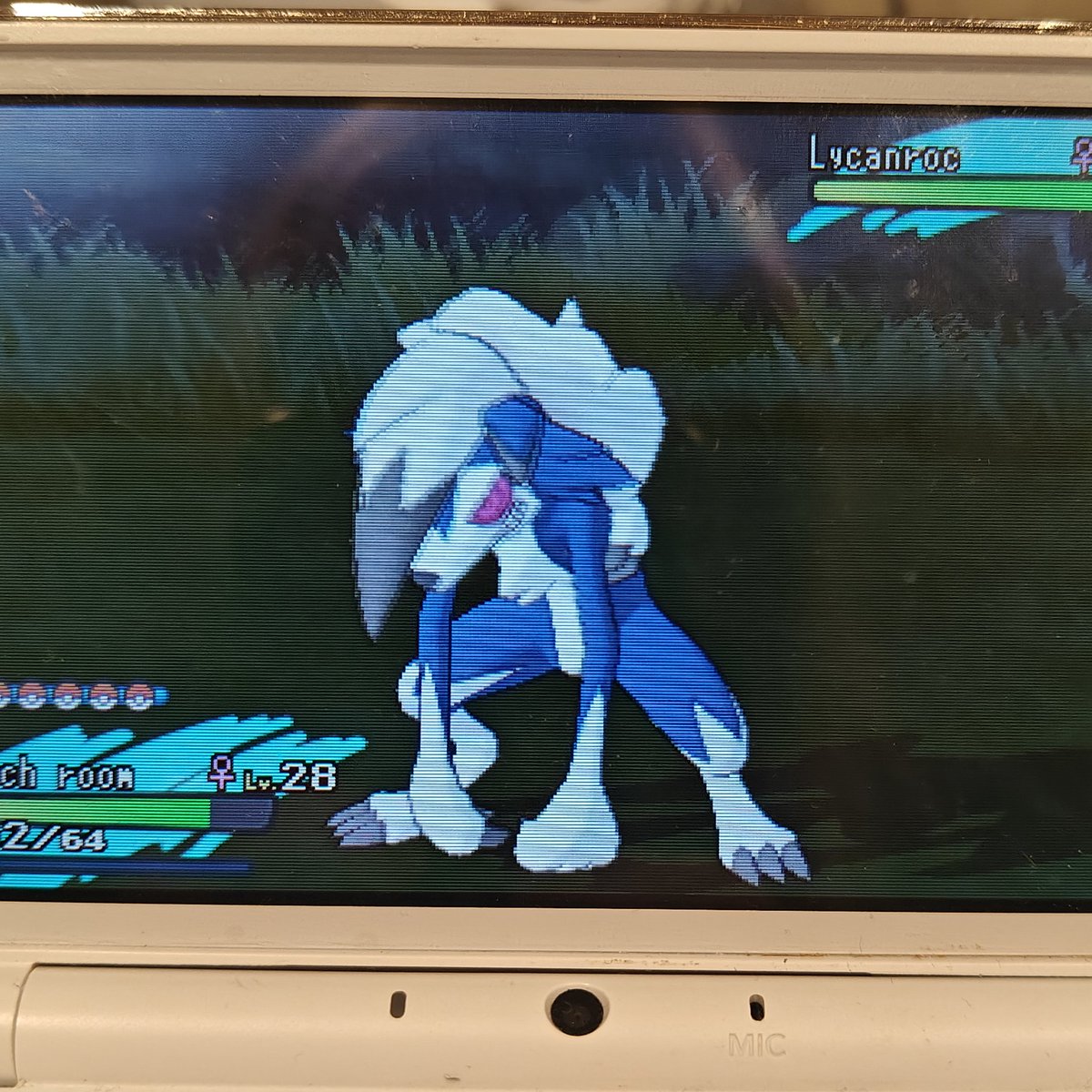 m_slowpoke's tweet photo. phase 2 for jangmo-o is a night lycanroc after 5049 so i have both lycanroc now. https://t.co/SCez1QPo2V