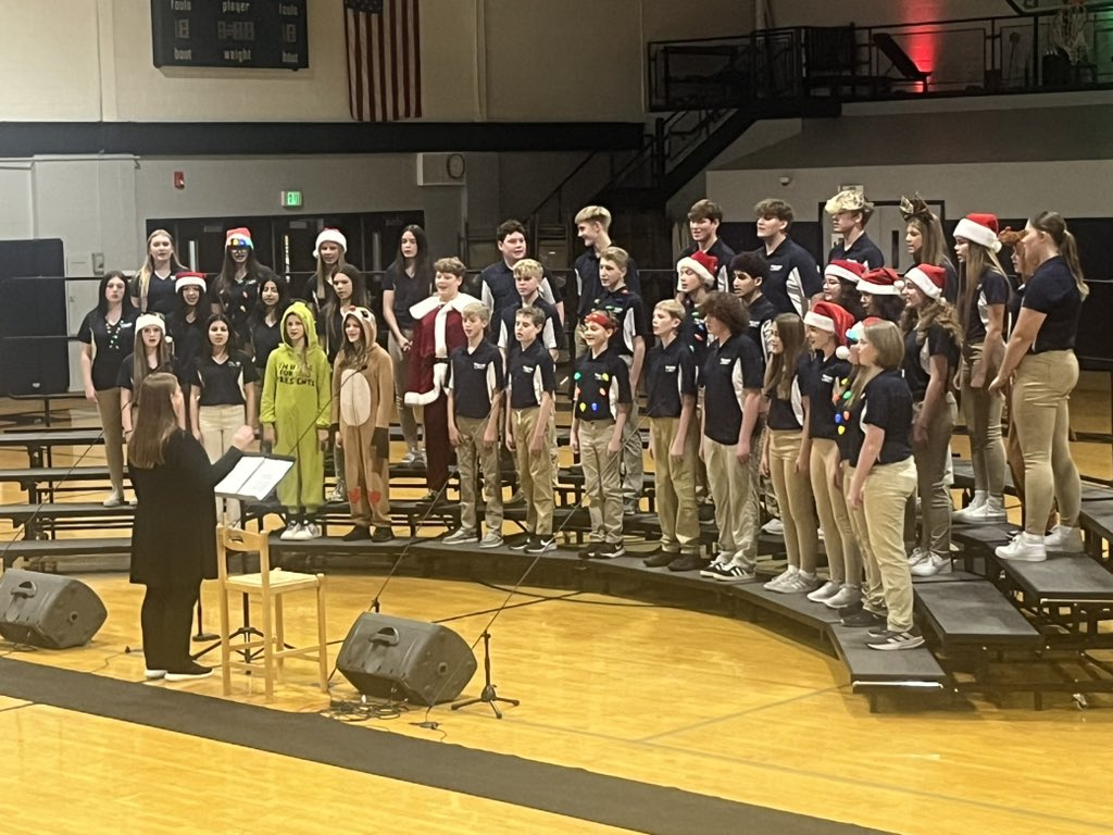 WMS_Mustangs's tweet photo. Wonderful Winter Concert by WMS Choirs and Mrs. Caudill! https://t.co/4UMSrQbg10