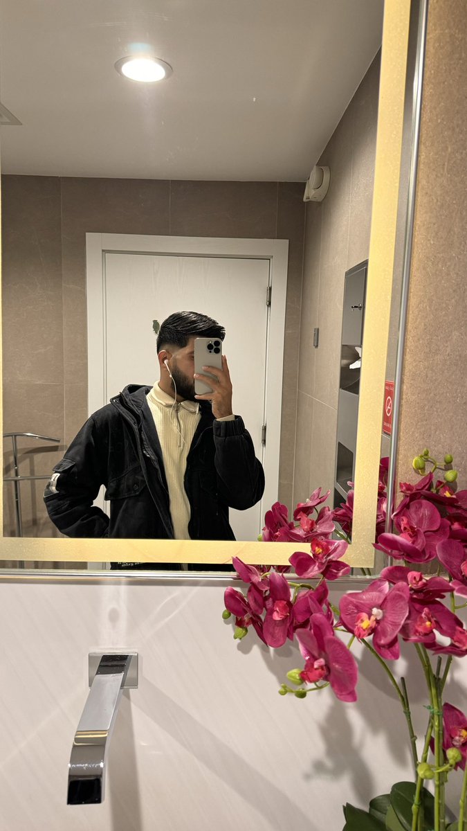 m8saad_'s tweet photo. https://t.co/3Gev6XkGwN