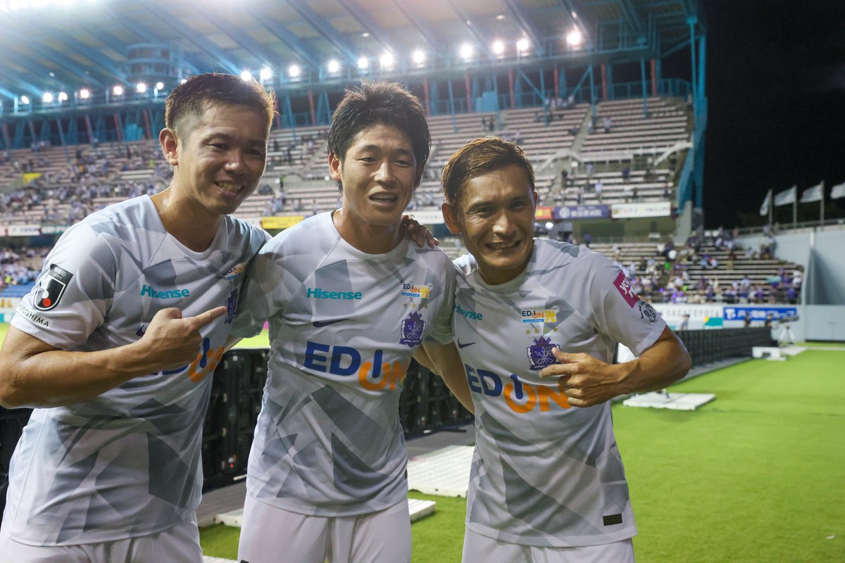 tss_sanfrecce's tweet photo. https://t.co/yCohGul0TX
シーズンレビューPart.1／前線からの守備〜大橋祐紀とピエロス・ソティリウ
#sanfrecce https://t.co/spvH0YNwp0