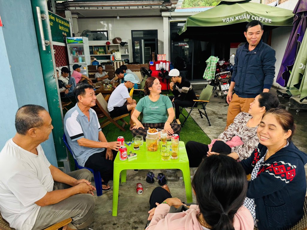 PhmLTun1's tweet photo. Vạn Xuân coffee https://t.co/bkI3kOrhu4