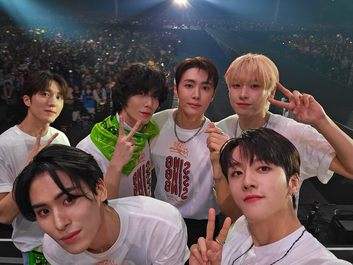 SF9official tweet media