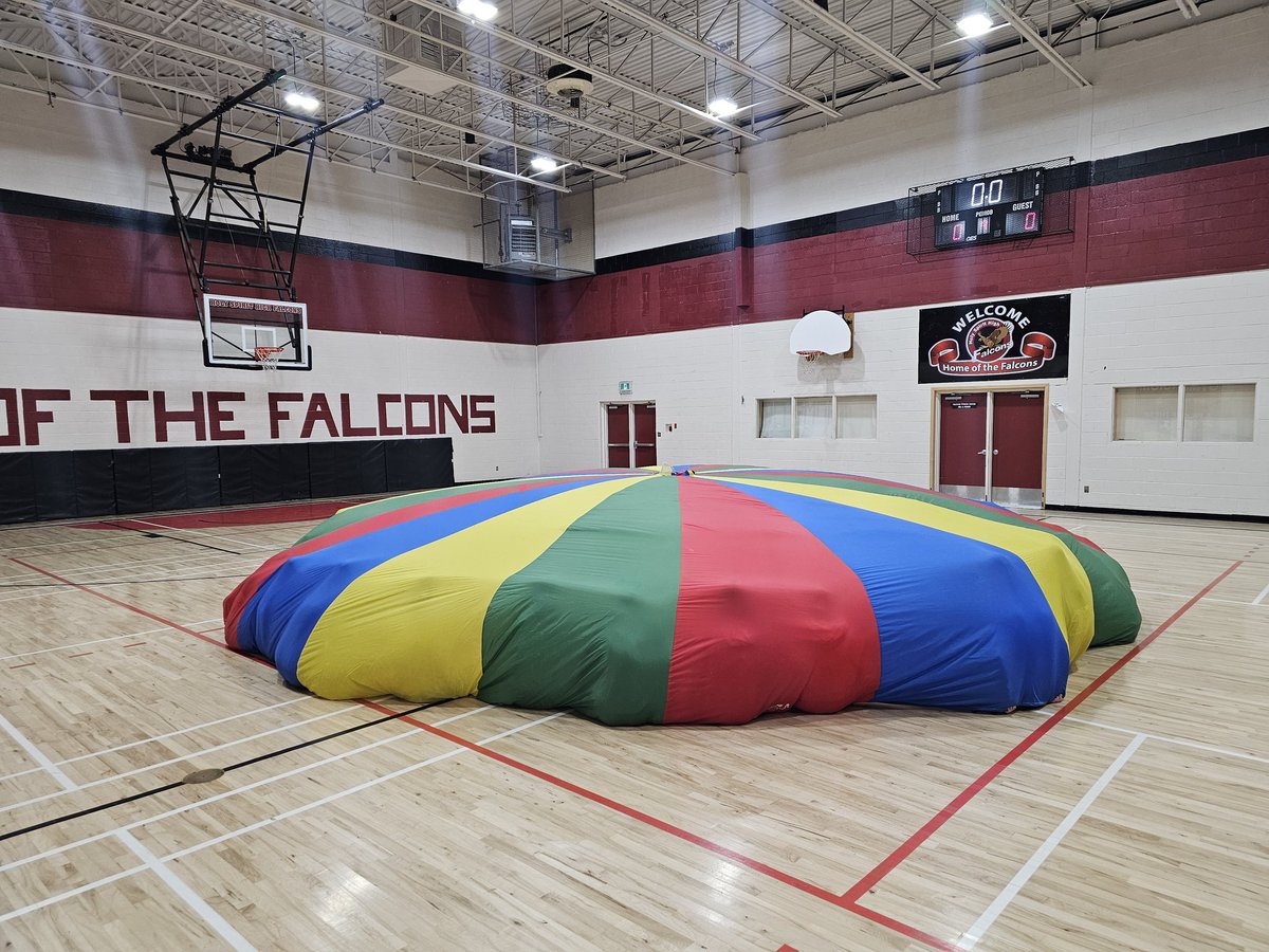 HSH_PE_Dept's tweet photo. Some of the best memories as a child were with the parachute in PE class. These Grade 12's got to experience it again today thanks to Keeley and Laura's "Childhood Games" leadership project in PE 3101😊 #somanylaughs #christmasmusicalchairs
@HolySpiritHS https://t.co/GS3qMsypFJ