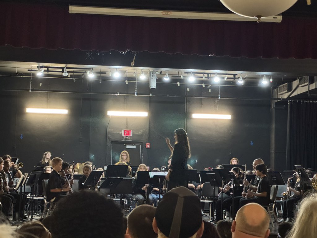 Jennifer Viverito (@jenn_viverito) on Twitter photo Amazing job by the DMS Beginning and Concert Bands tonight! Both groups outdid themselves and sounded spectacular! <a href="/DMSTIGERTWEETS/">Dunnellon Middle School</a> Amazing job by the DMS Beginning and Concert Bands tonight! Both groups outdid themselves and sounded spectacular! <a href="/DMSTIGERTWEETS/">Dunnellon Middle School</a>