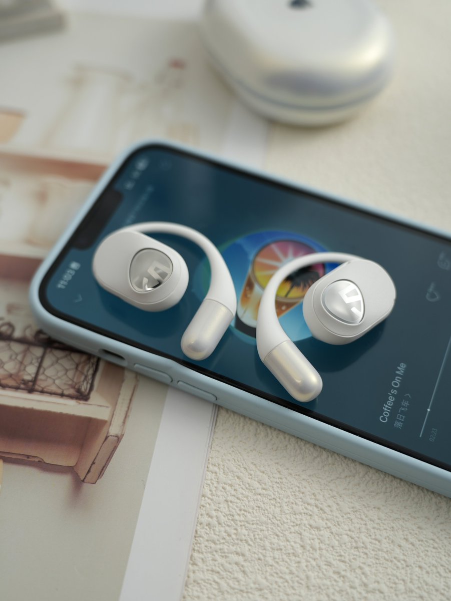 SOUNDPEATS's tweet photo. Phone: playing hits 🎶 GoFree2: delivering perfection 🎧 Who needs a concert when this duo exists?
#GoFree2 #SoundPEATS #MusicEverywhere #TechLife #Music #Pop #Rap #Earbuds https://t.co/5O5e64nkZz