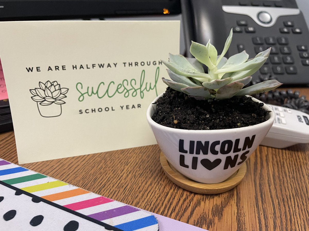 MrsJankord's tweet photo. Remember to take a moment and thank staff! I know they work hard day in and out. I wish I could do more but a positive note (plus a cute plant) goes a long way!
Take a moment to celebrate the wins and thank staff for putting in the work!
#PrincipalLife #PrincipalEdu #LINCLions https://t.co/I79ykTJTXJ