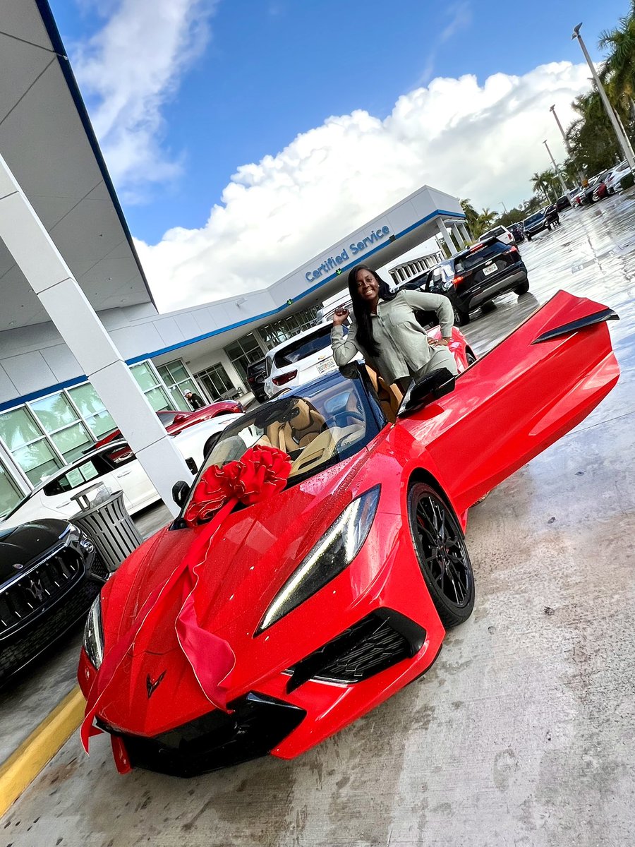 laquanna___'s tweet photo. Today I woke up &amp; told my husband I wanted to Go Buy A Fun Car to add to the car rental business, lol he said let's go, well you guys I got a 2025 Brand New Corvette! No money down was required 😍 Listen I don't know who needs to hear this BUT FIX YOUR CREDIT! 5 mins i got an yes https://t.co/23m6OyMGyF