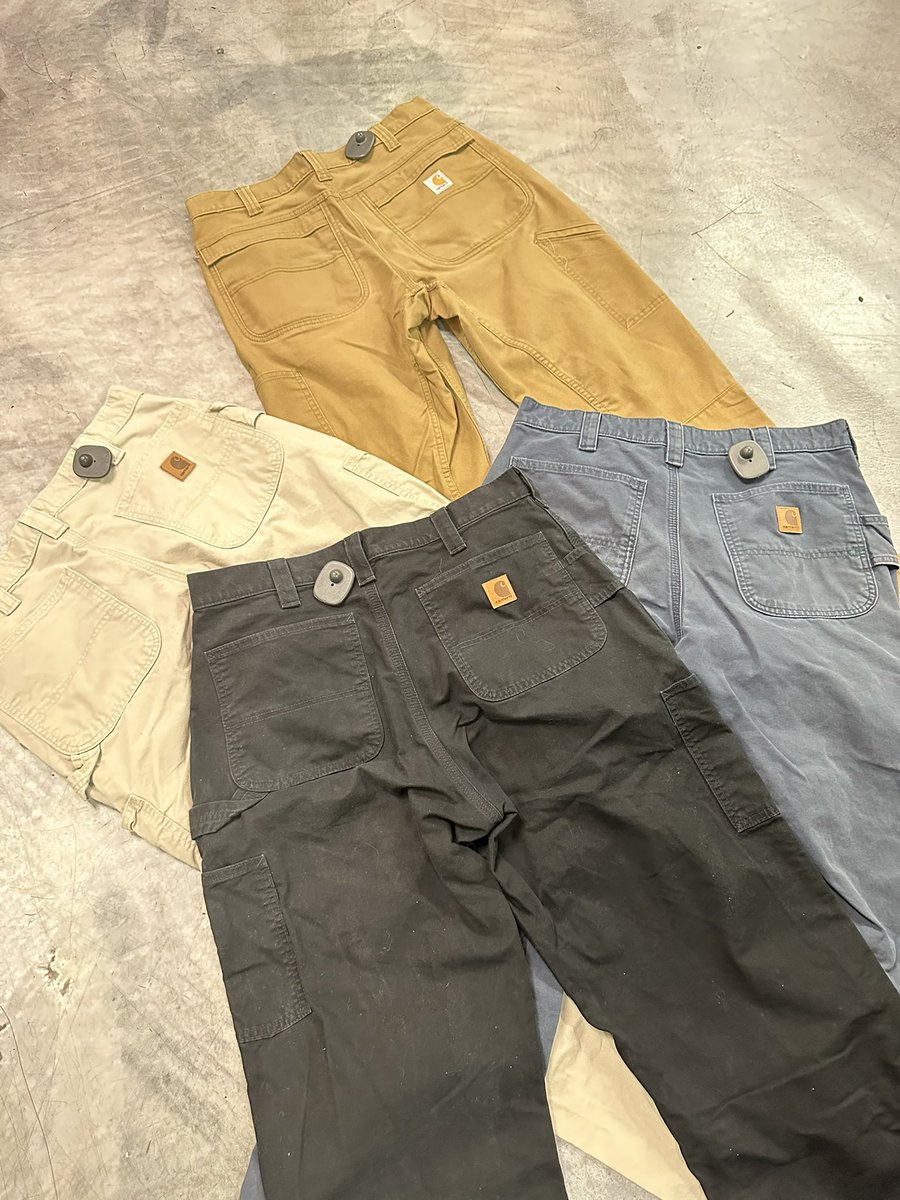 NameBrandEx's tweet photo. $15.98 each! ๐ A few of our favorite things! New arrivals @ Dobson โป๏ธ Val Vista is putting things out too! Both locations OPEN 10-9 ๐
#carhartt #workwear #work #used #recycle #sustainability #patina #carpenter #khaki #utilitarian #fashion #mesa #mesaaz #arizona https://t.co/NvnlZtPho0