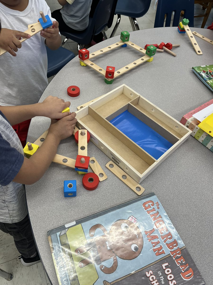 Jennifer Simmons tweet media