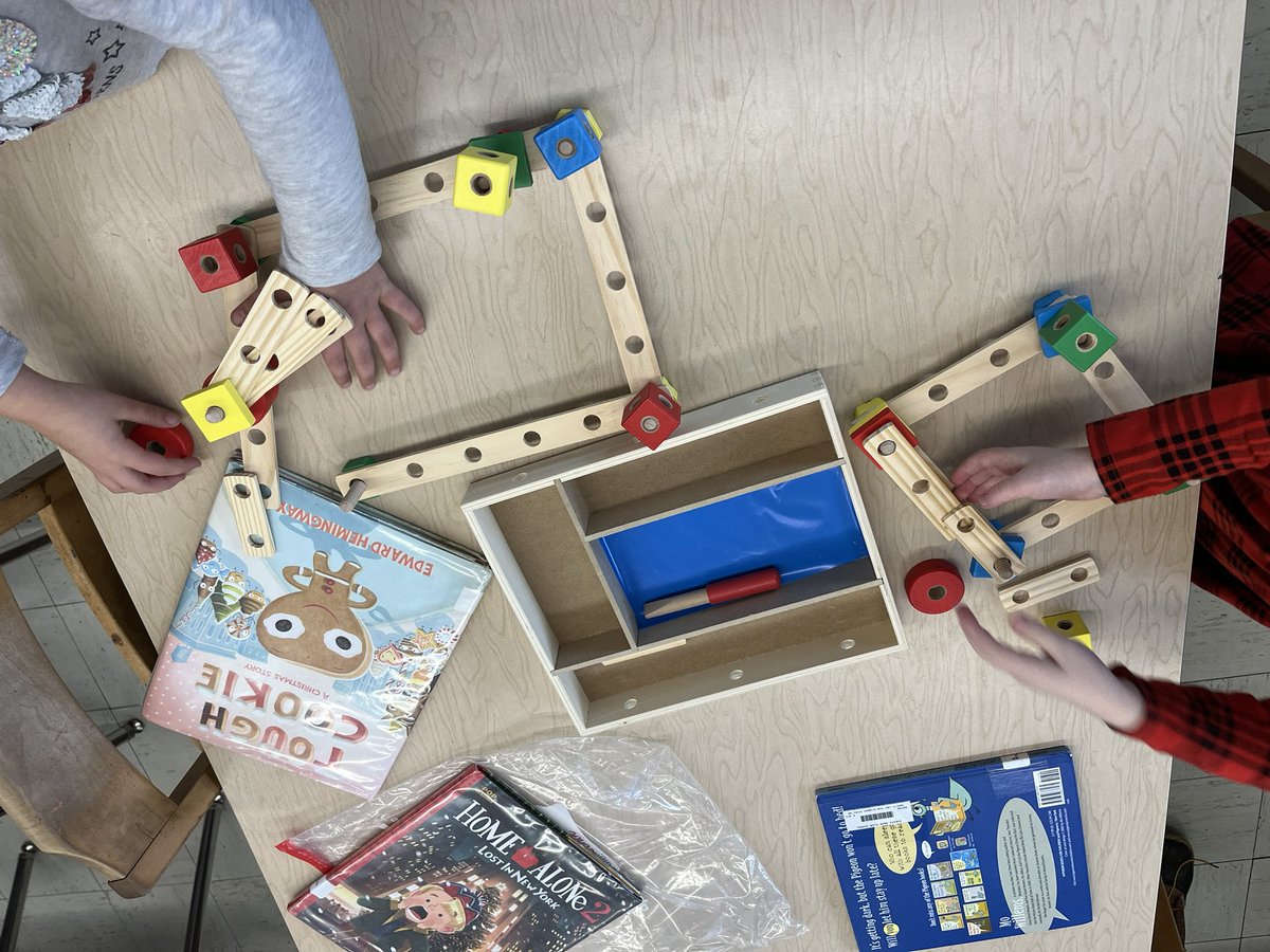 Jennifer Simmons tweet media