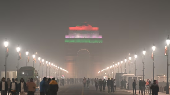 GRAP IV restrictions reimposed in Delhi-NCR: What's allowed, what's not?
hindustantimes.com/india-news/gra…