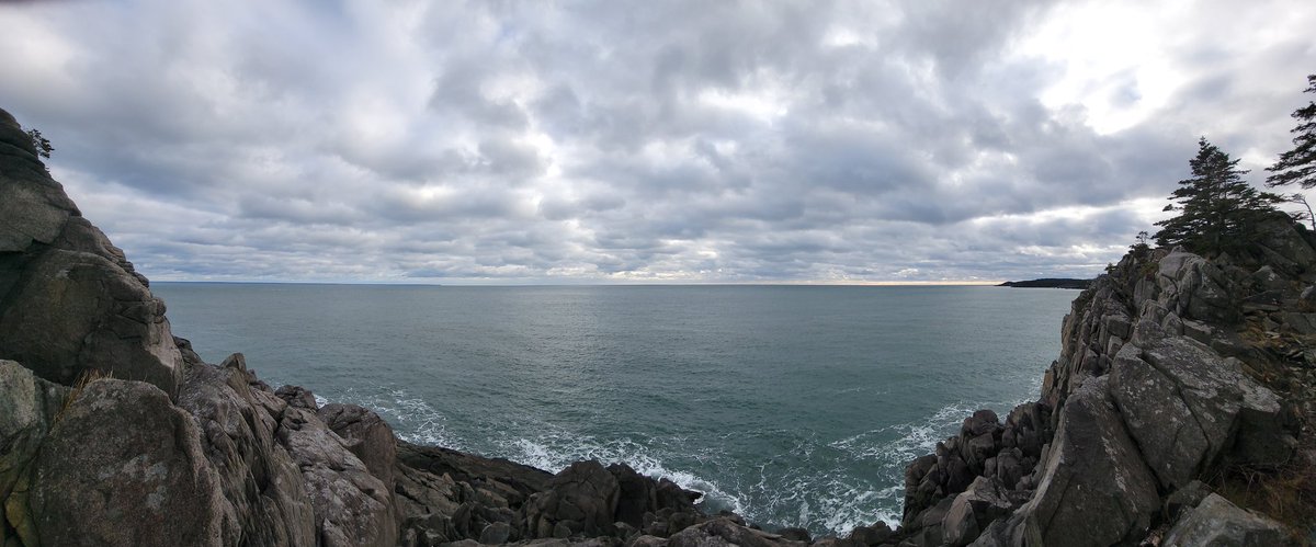 GSn04401's tweet image. Today's #adventureday brought us back to one of our favorites...Cutler Reserve Public Land. Mild temps made for a nice hike to the cliffs overlooking the ocean. #getoutside #cutlerrpl #mainethings