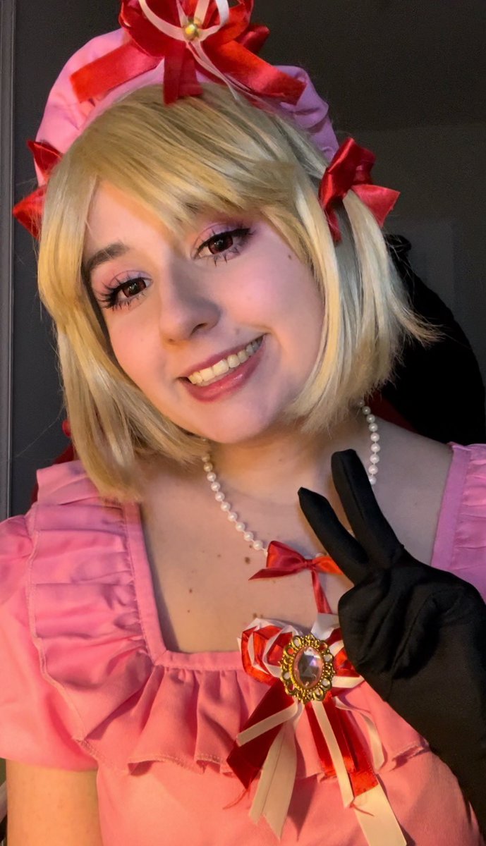 lucabalsa's tweet image. #lambdadelta #umineko #awesome