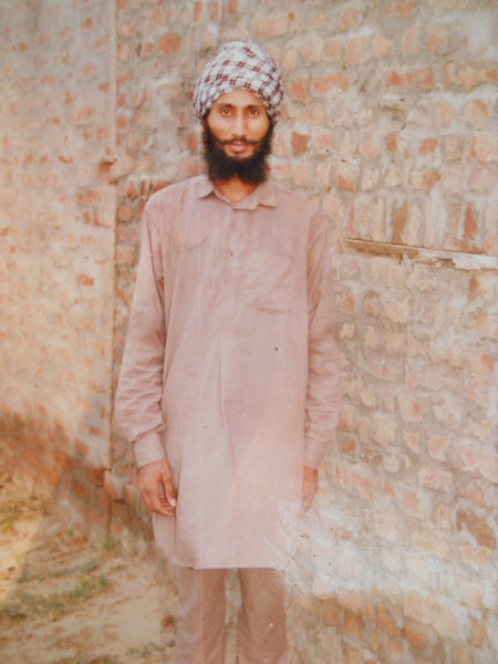 Btw Dec 1, 1992 &amp; Dec 31, 1992, #PunjabPolice from Dhuri #UnlawfullyKilled Harpal Singh (20-22). Security officials did not return Harpal Singh's body to his family. #Punjab #India #EndImpunity Visit data.ensaaf.org/profile/1248/