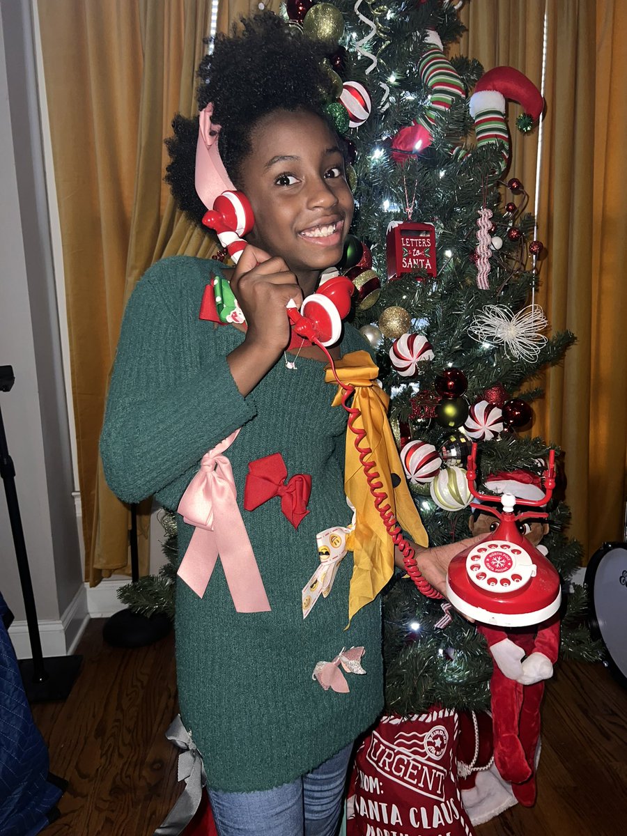SeaIsleSeahawks's tweet photo. Day 5: Fa La La La Fashion 

Our Seahawks wore some unique holiday looks. 

#CountingDown #12DaysBeforeWinterBreak https://t.co/N0qbMzAd9H