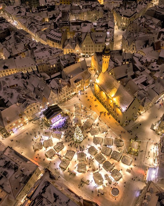 CultureExploreX's tweet image. Tallinn's Christmas market is pure magic, a spellbinding winter wonderland that outshines all of Europe.
Which Christmas market do you find mesmerizing?