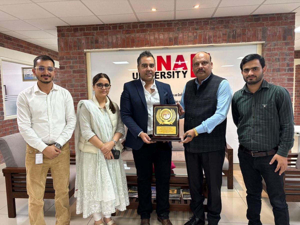 GnaUniversity's tweet image. #GNAUniversity-Department of #MedicalRadiology and #ImagingTechnology celebrated World #RadiologyDay. The program featured a guest lecture on "Advanced Interventional Radiology Techniques", delivered by Dr. Rajdeep S. Chinna, Interventional Radiologist.