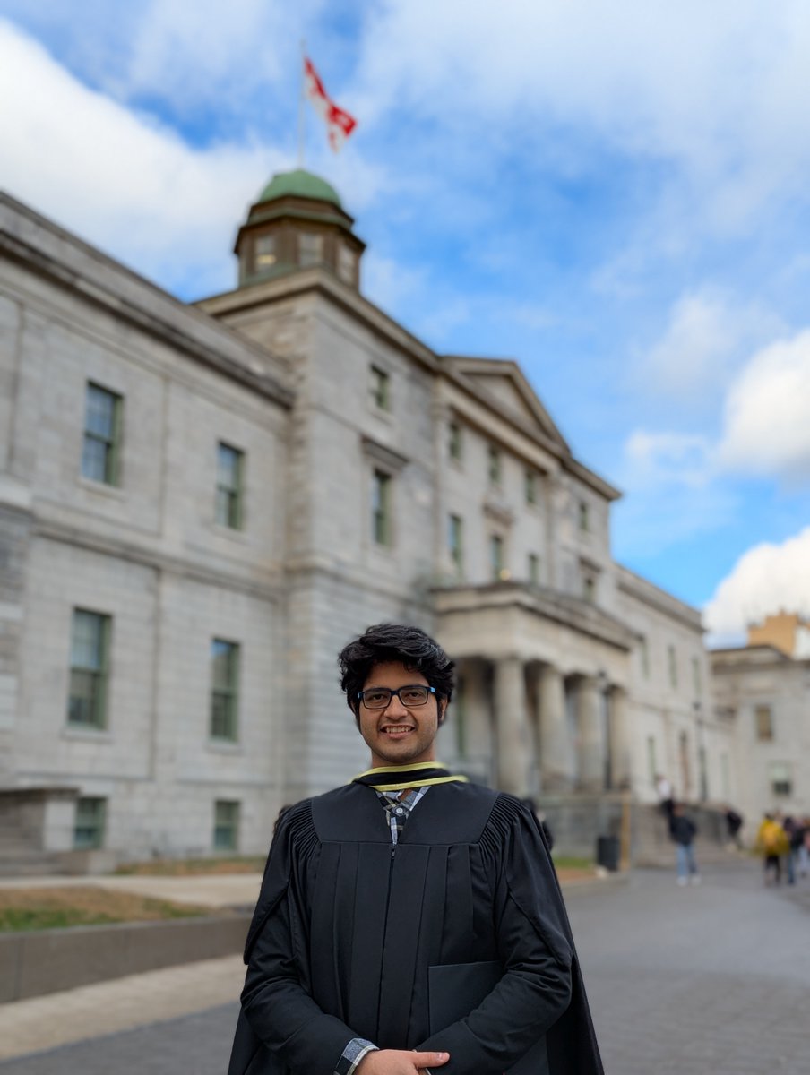 sibasmarak's tweet image. Did this happen? Yes! ✅
I'm officially an alumnus of @mcgillu and @Mila_Quebec!
The past two years have been an unforgettable growth journey, filled with learning and discovering a home away from home. Thanks to the unwavering support of my family, supervisor, and friends, I’m…