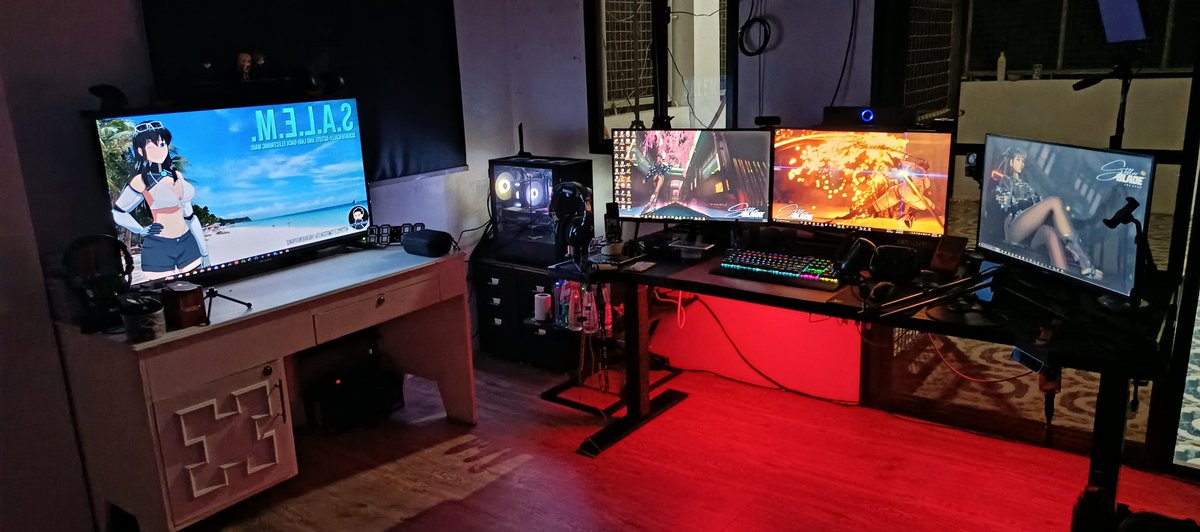 heavenspiiike's tweet image. How it started vs. how it&apos;s going

#workspacesetup #gamingsetup #twitchstreamer #twitchaffiliate