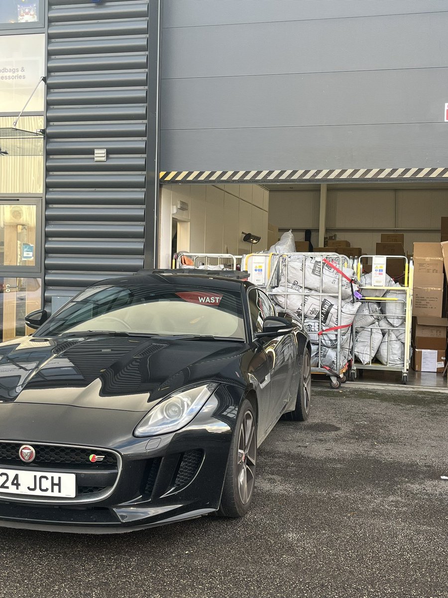 ecom_josh's tweet image. December continues