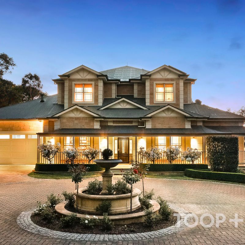 homelycomau's tweet image. Elevated on 4.8 acres with breathtaking valley views, this custom-built home blends grandeur with functionality.

See more: buff.ly/3ZnJMWm
 
Listed by: @toopandtoop_

#crafterswest #valley #custombuilt #adelaidehills #pool #realestate #forsale #wowhomes #homely