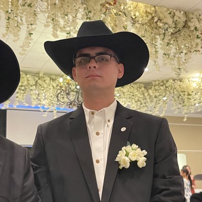 GregoryVegaJr's tweet photo. #NewProfilePic https://t.co/q1FVBMwJyS