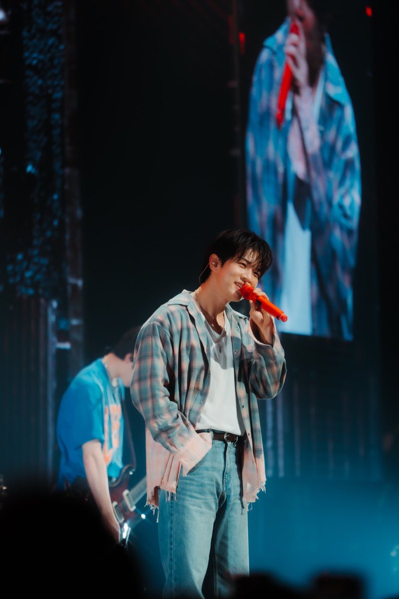 UniUjinent's tweet photo. On December 1, 2024, ꙳⭑⭒2024 N.Flying LIVE 'HIDE-OUT' in KUALA LUMPUR⭒⭑꙳ successfully came to an end♡ NFlying
 #엔플라잉 #HIDE_OUT  #HIDE_OUT_in_KUALALUMPUR #KUALALUMPUR #TOUR #FNC #UJINENT https://t.co/fErcUESB8h