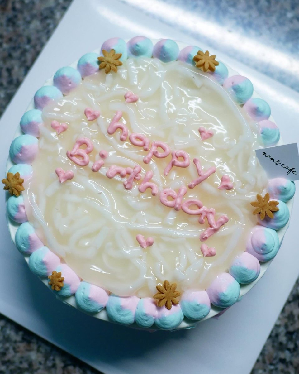 NancafeThailand's tweet photo. เค้กมะพร้าวอ่อนเค้กวันเกิด ขนาด 2 ปอนด์
🌷ขอบพระคุณที่อุดหนุนค่ะ🌷
Coconut cake 2P for HBD
✨Thank you✨
#เค้กวันเกิด #hbdcake #แนนคาเฟ่รีวิว https://t.co/8X9d4gCEXM