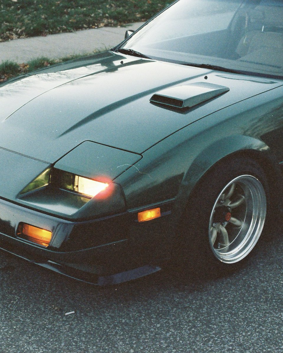 a_ttikus's tweet photo. trusty 1
#z31 #35mm https://t.co/P5i7srHfAp