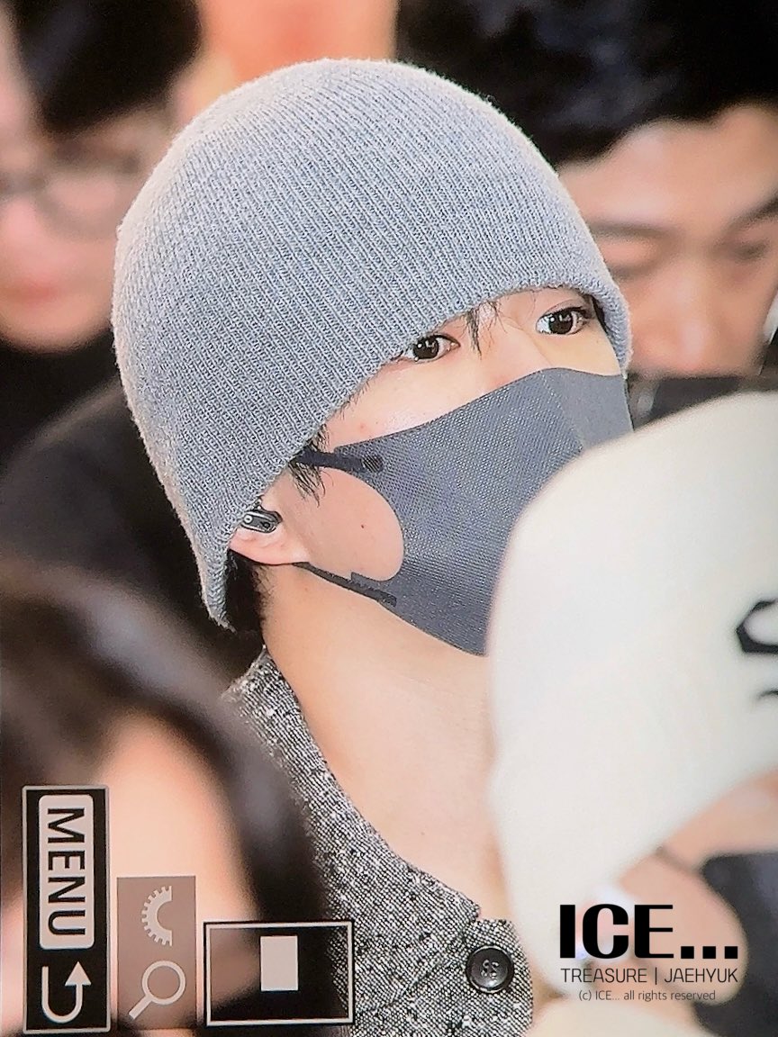 𝑰𝑪𝑬...🧊 tweet media