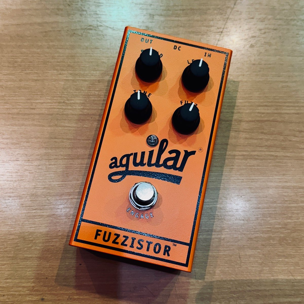 bassstation_akb's tweet photo. #Aguilar の #FUZZISTOR が筐体デザイン変更に伴い【数量限定大特価】です✌
アグレッシブなドライブサウンドを作ってみたい方は是非お試しください♪
https://t.co/EJb5AAEZ0V https://t.co/DYm1yT5Idi