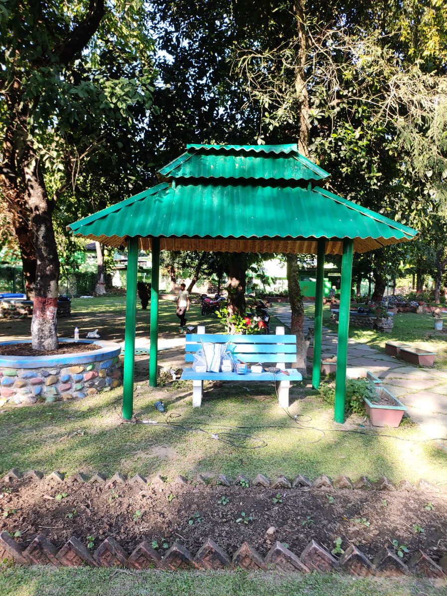 bamboooz99's tweet photo. Application of Bamboo made Roofing Sheet BMCS at IOCL Bongaigaon Refinery Township #bamboo #bambooroofingsheet #EcoFriendly #greenmaterial #Sustainability #environment @bamboooz99 https://t.co/SGjzC65KtR