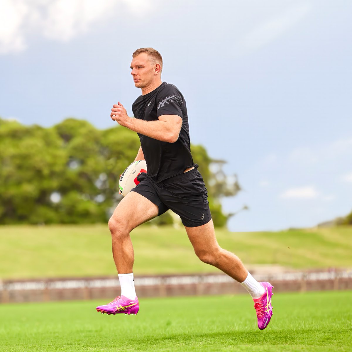 ASICS Australia tweet media