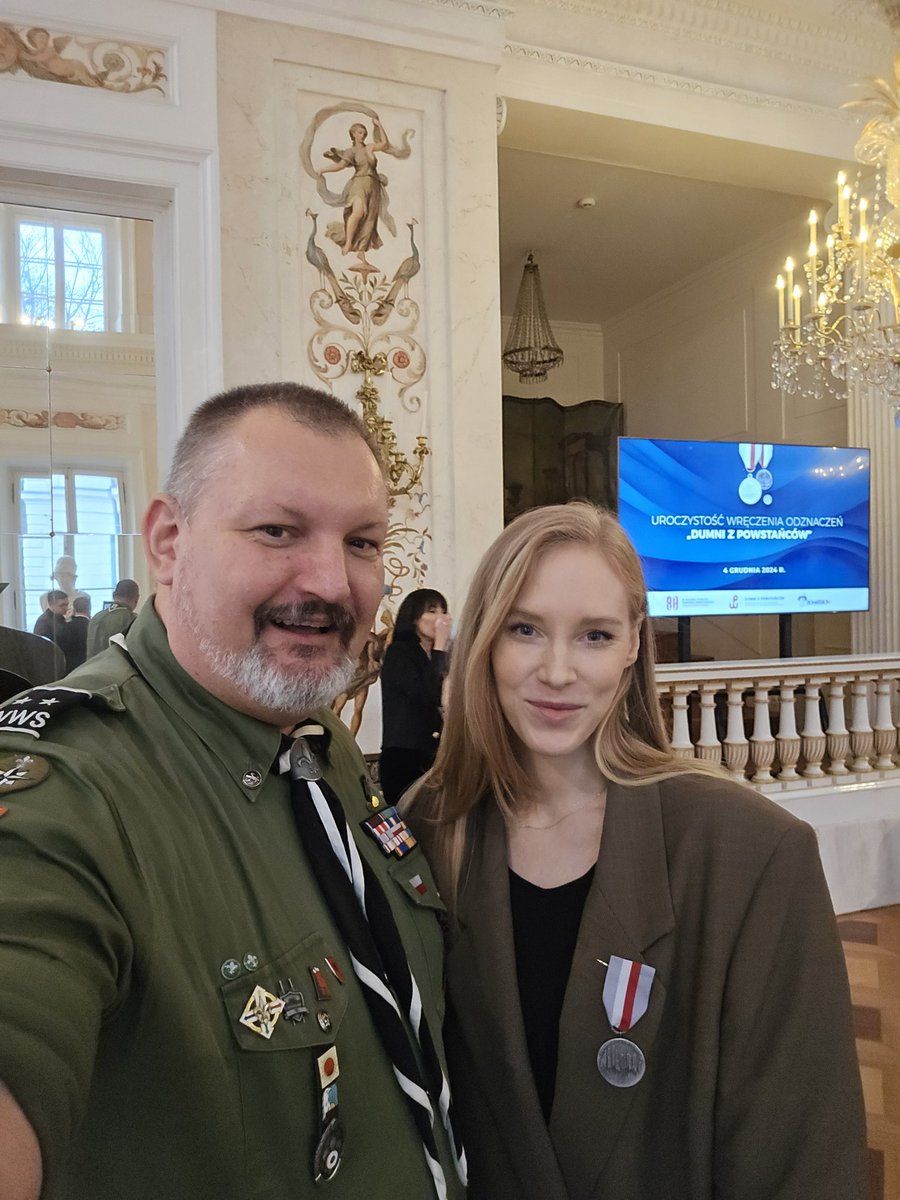 Radosław Potrac (@radziomag) on Twitter photo Gratulacje <a href="/MagdaLucyan/">Magda Łucyan</a> wyróżnienia. Niewiele osób tak jak Ty - przez wiele lat - zapracowało na to znaczące wyróżnienie.
Wielką dumą z zasiadania w Komitecie Społecznym akcji Dumni z Powstańców - kiedy można opiniować takie wnioski.
Dziękuję. Gratulacje <a href="/MagdaLucyan/">Magda Łucyan</a> wyróżnienia. Niewiele osób tak jak Ty - przez wiele lat - zapracowało na to znaczące wyróżnienie.
Wielką dumą z zasiadania w Komitecie Społecznym akcji Dumni z Powstańców - kiedy można opiniować takie wnioski.
Dziękuję.