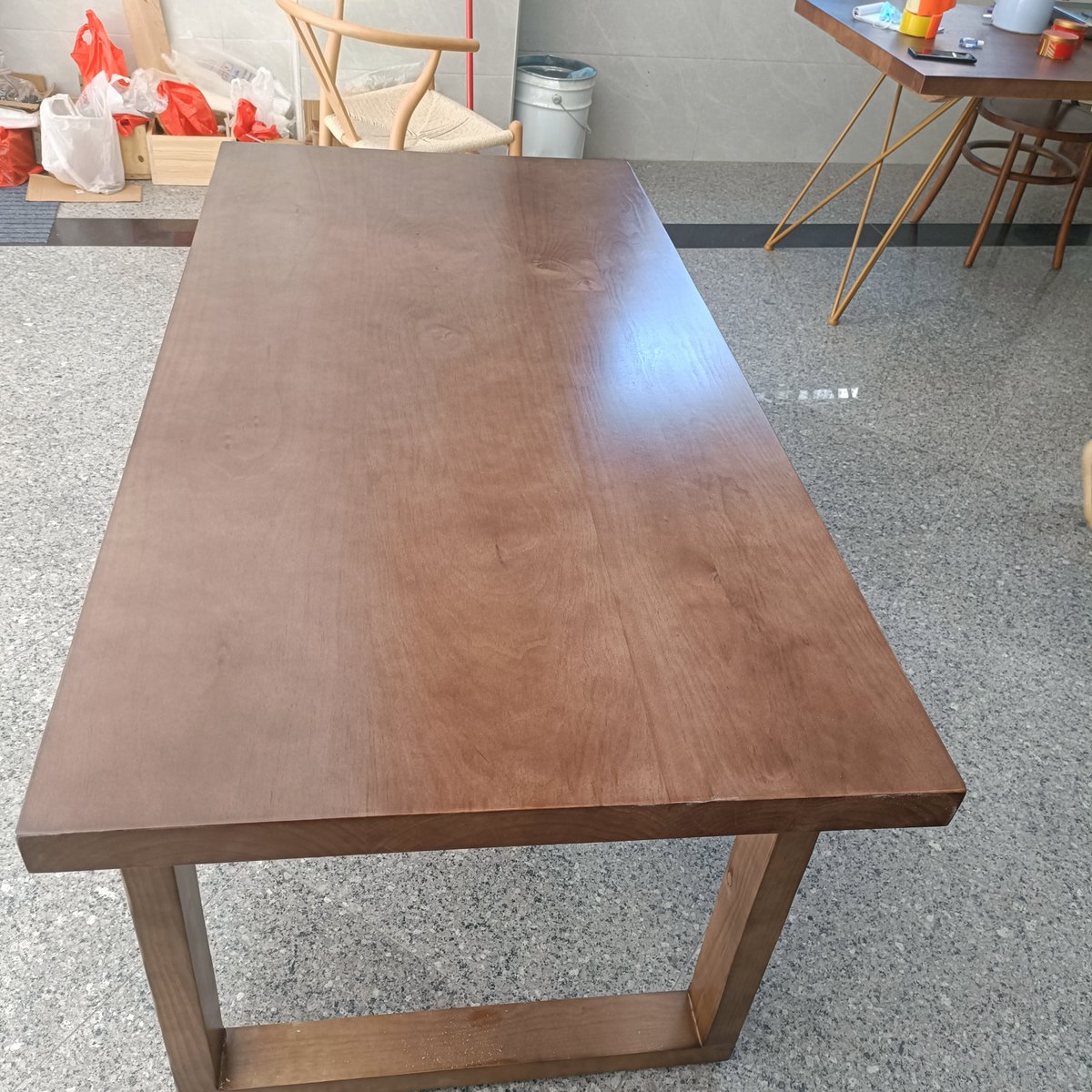 zenyarahome's tweet photo. ZENYARA Solid wood dining table, direct from stock.
https://t.co/dEJwM4Li0V
#woodtable #table #diningtable #furniture #wood #kitchentable #officetable #desk https://t.co/NQIgFSp4wx