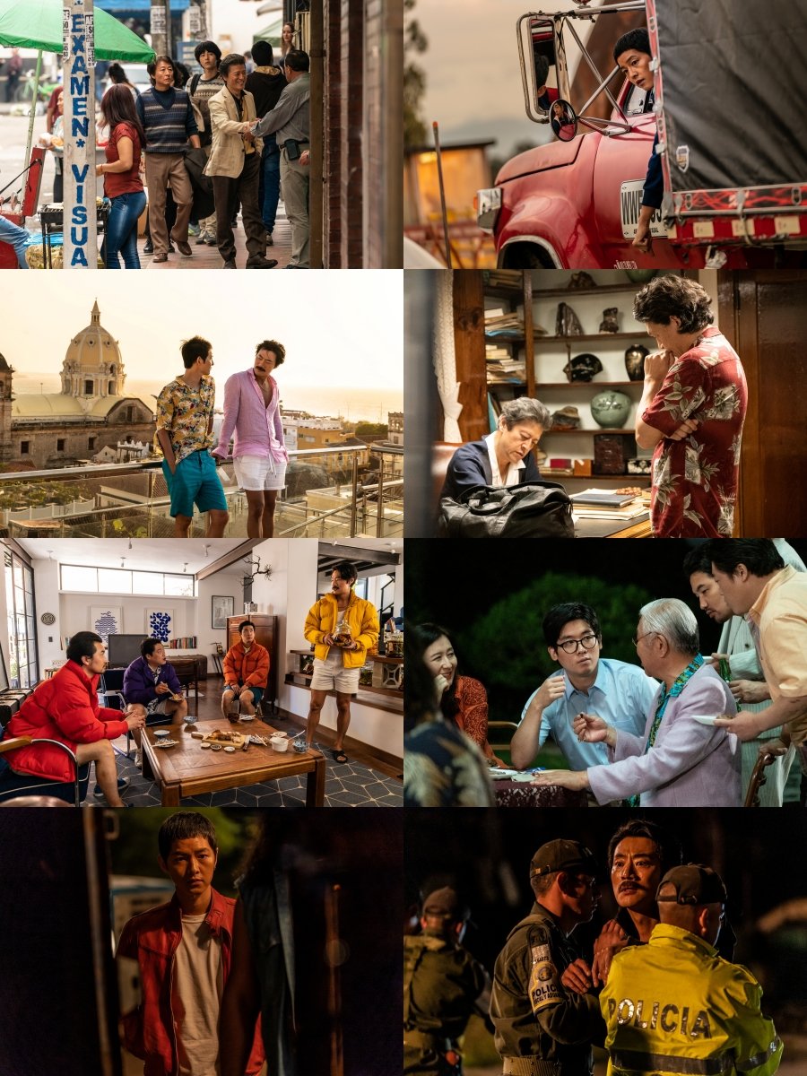 imbcenews's tweet photo. 송중기→이희준, 파란만장 생존기…'보고타' 2차 보도스틸 공개 
#송중기 #SongJoongKi #보고타_마지막기회의땅 
#Bogota_CityoftheLost #영화개봉 #iMBC연예 

IMF 이후 새로운 기회를 찾아 보고타에 도착한 국희와 국희의 아버지 근태(김종수)가 보고타 한인 사회의 최고 권력자 박병장을 어색하게 뒤따라가는 모습이 눈길을 사로잡는다.

결의에 찬 표정으로 어딘가를 응시하는 국희와 보고타 경찰들에게 막혀 망연자실한 표정으로 한곳을 바라보는 수영의 모습은 이들에게 닥칠 새로운 상황을 예고하며, 한 치 앞을 예상할 수 없는 전개를 기대하게 한다.

순간을 포착한 스틸만으로도 그 속의 드라마에 몰입하게 만드는 배우들의 흠잡을 곳 없는 연기 앙상블은 연말 극장가를 더욱 뜨겁게 달굴 예정이다.

영화 '보고타: 마지막 기회의 땅'은 12월 31일 극장 개봉 예정��다.

🔗https://t.co/4PixTU4mwG