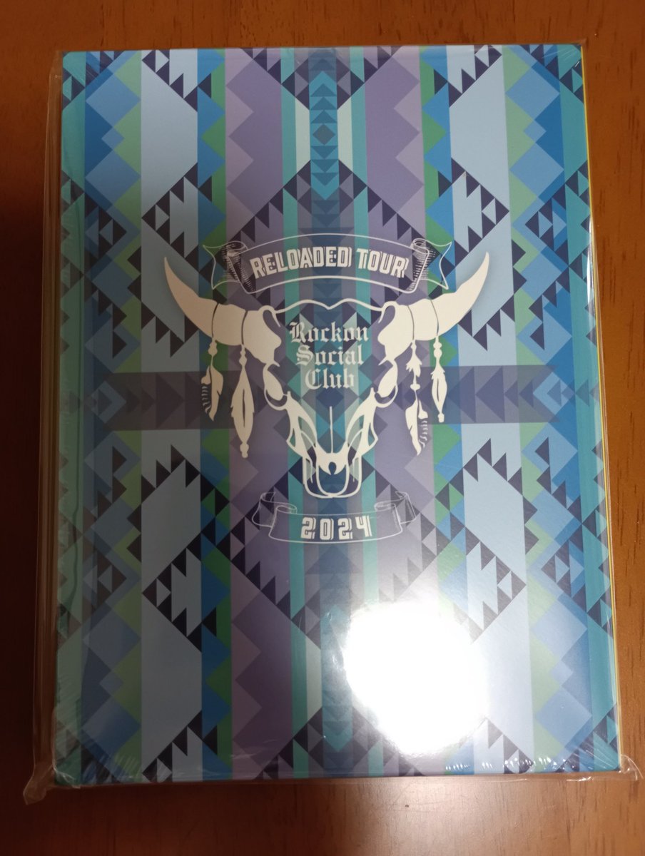 meppi2311's tweet photo. サプリメントのお届け完了かと思ったら😱
嬉しいー😍
#RockonSocialClub 
#Reloadedtour https://t.co/GuA37JHCJj