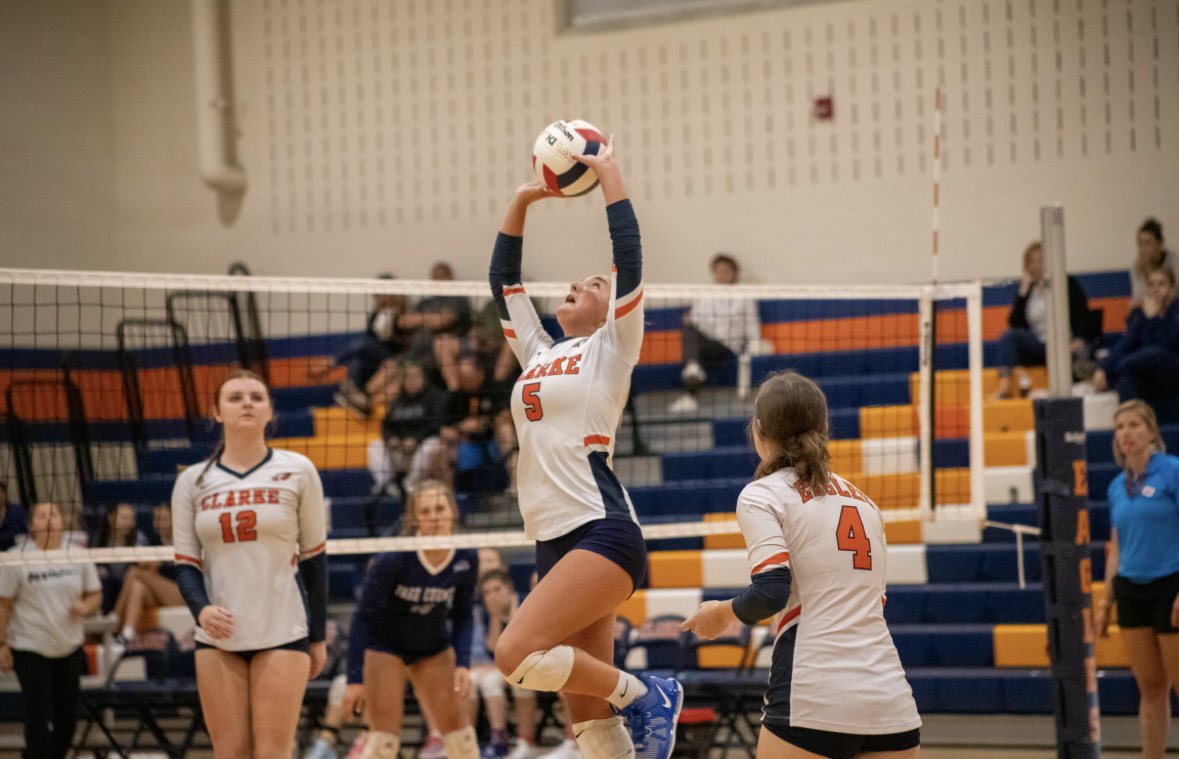 AllieKL_'s tweet photo. Such a great way to end my last high school season! 

So honored to receive DPOY, 1st Team All-District, 1st Team All-Region and 1st Team All-State!!

Assists this season: 819
Career assists: 2775

Now travel season!!! https://t.co/a4OvA5QATg