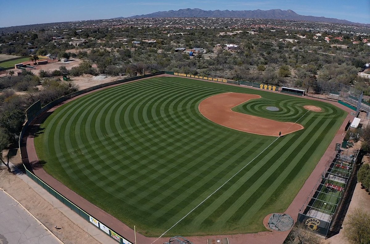 HS Baseball Fields Of America! tweet media