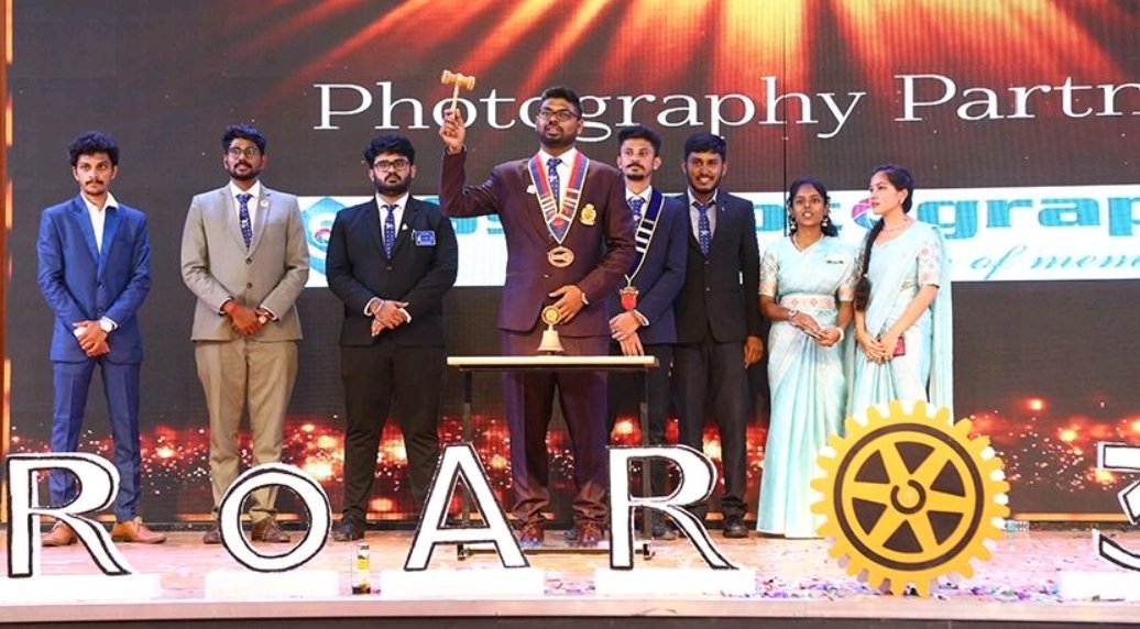 rotaract3201's tweet photo. GOLD - Rotaract District Assembly 
Outgoing DRR Rtr. Sathish Balakrishnan handed over the collar and responsibilities to the Incoming DRR Rtr. PHF Thanghapantieyaan, who introduced his council and launched new initiatives like privilege card and job posting module.

#Rotaract3201 https://t.co/Q3cV4ox1Tk