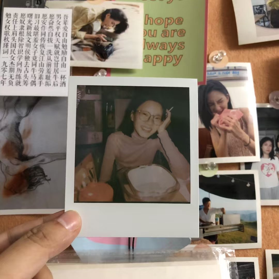 希瑞的房间里
有正在做梦的小象