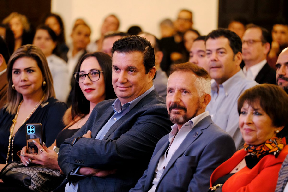 Xavier Orendáin De Obeso tweet media