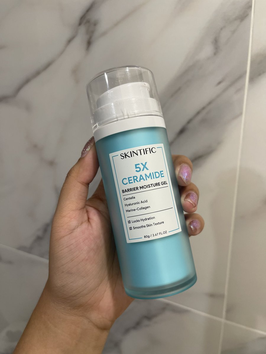 ซื้อขวดใหญ่เเล้วนะ ใช้ตลอดเช้า-เย็นเเบบไม่สปอนจริงๆเลยตัว Skintific 5X มันเป็นมอยส์ที่ชุ่มชื้นกำลังดีอะ ไม่ชุ่มจนมันเเต่ทาเเล้วก็ไม่เเห้ง ซึมกำลังดีสุดๆ 👏🏻 100/10 https://t.co/6UiD6vnYex
