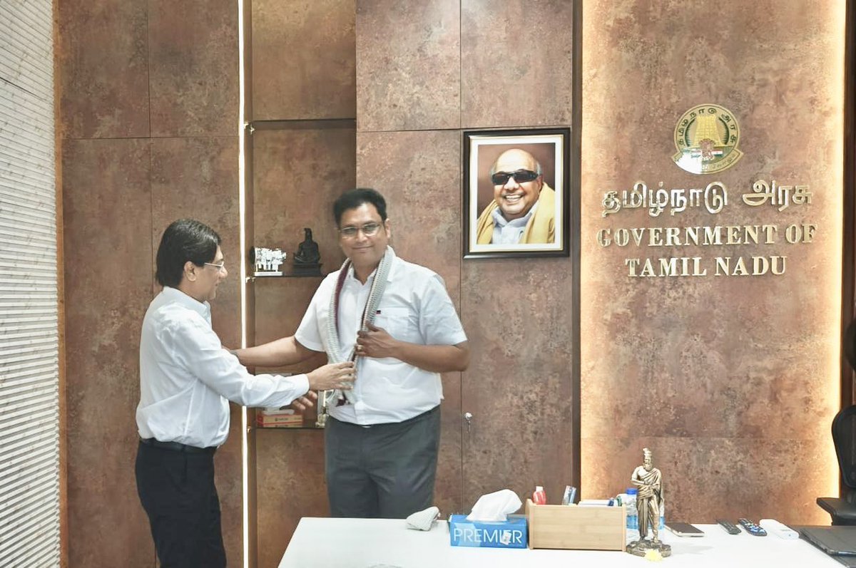 panarunaaqeel's tweet photo. It was a great honor and privilege to meet the Honorable Minister Dr. T.R.B. Rajaa, Minister for Industries, Investment Promotion, and Commerce, Government of Tamil Nadu on Friday, 28th November, at the Secretariat building in Chennai. https://t.co/ILse7K8a07